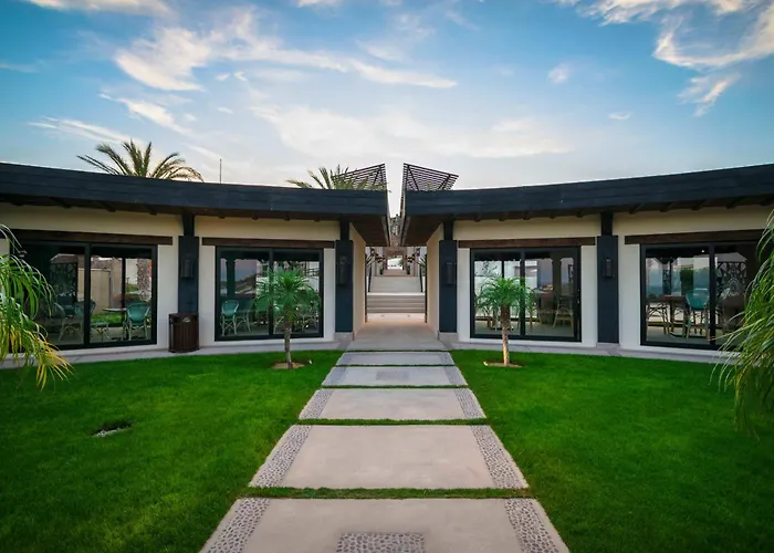Luxury House With Ocean View