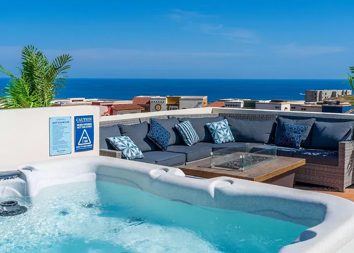Luxury House With Ocean View